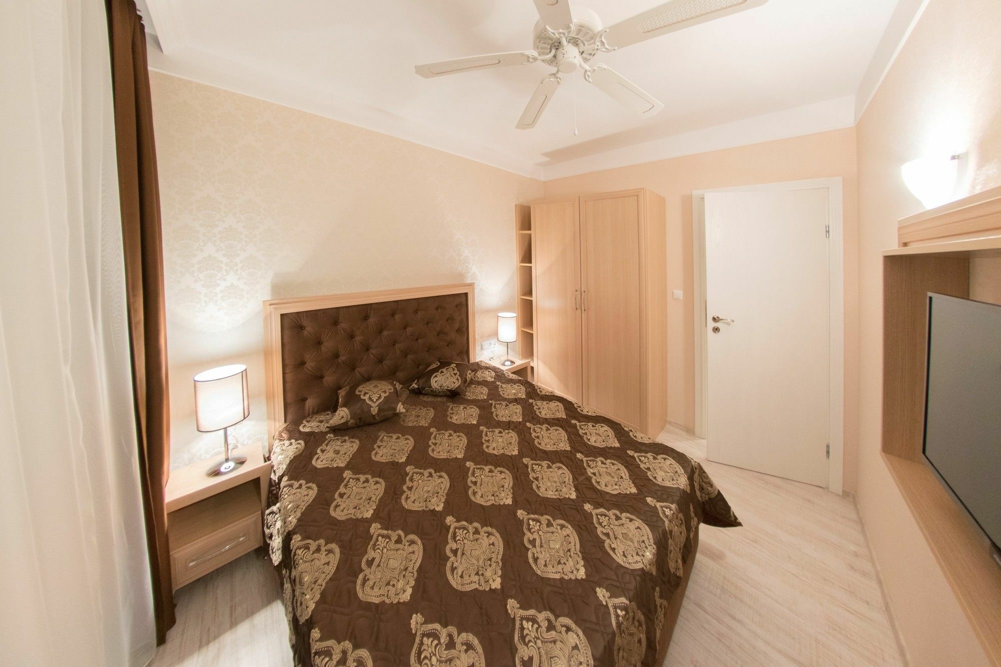 Harmony Suites - Dream Island Sunny Beach Esterno foto
